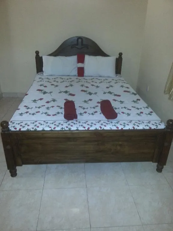 Pushpa Rooms 니곰보